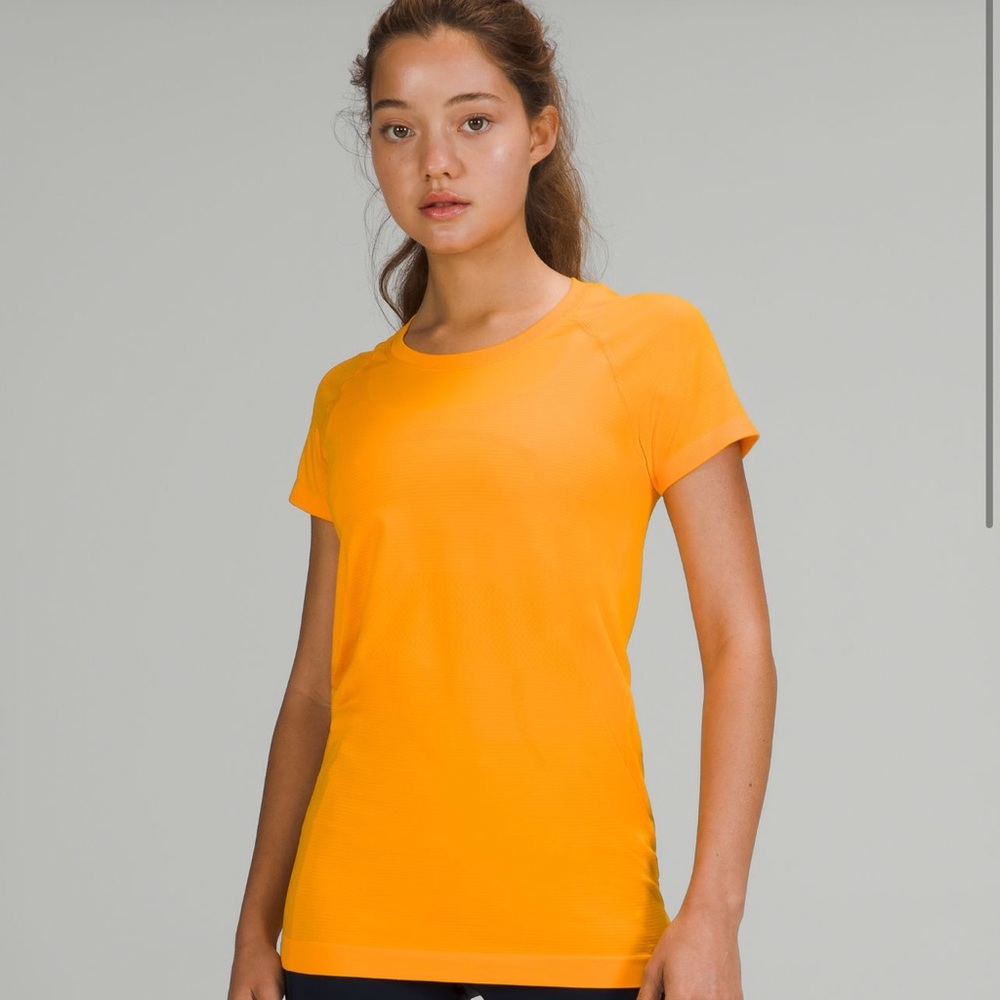 NWT Lululemon Swiftly Tech Short Sleeve Shirt 2.0